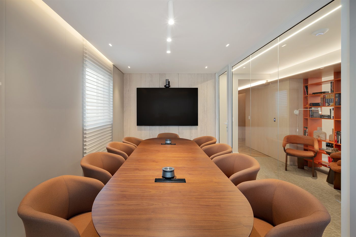 Sala de reuniões do escritório do CSW, em São Paulo